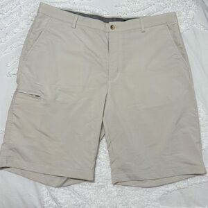 Men’s Greg Norman Collection Light Tan Shorts 38